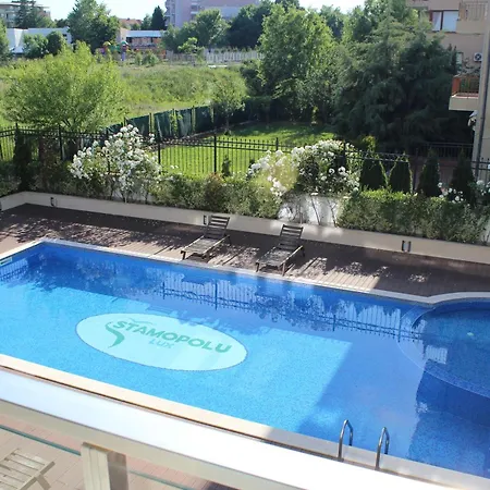 Stamopolu Lux With Pool View Lejlighedshotel Primorsko