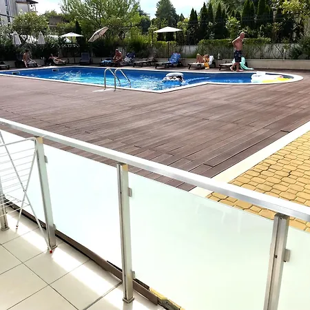 Ξενοδοχείο με διαμερίσματα Stamopolu Lux With Pool View Πριμόρσκο