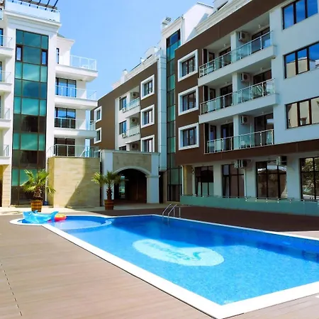 Stamopolu Lux With Pool View 4*