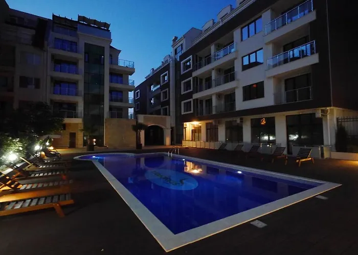 Stamopolu Lux With Pool View 4* Πριμόρσκο