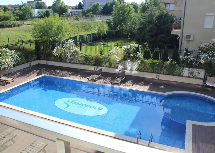 Stamopolu Lux With Pool View Ξενοδοχείο με διαμερίσματα Πριμόρσκο