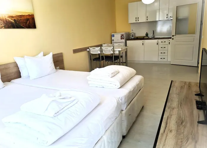 Ξενοδοχείο με διαμερίσματα Stamopolu Lux With Pool View Πριμόρσκο